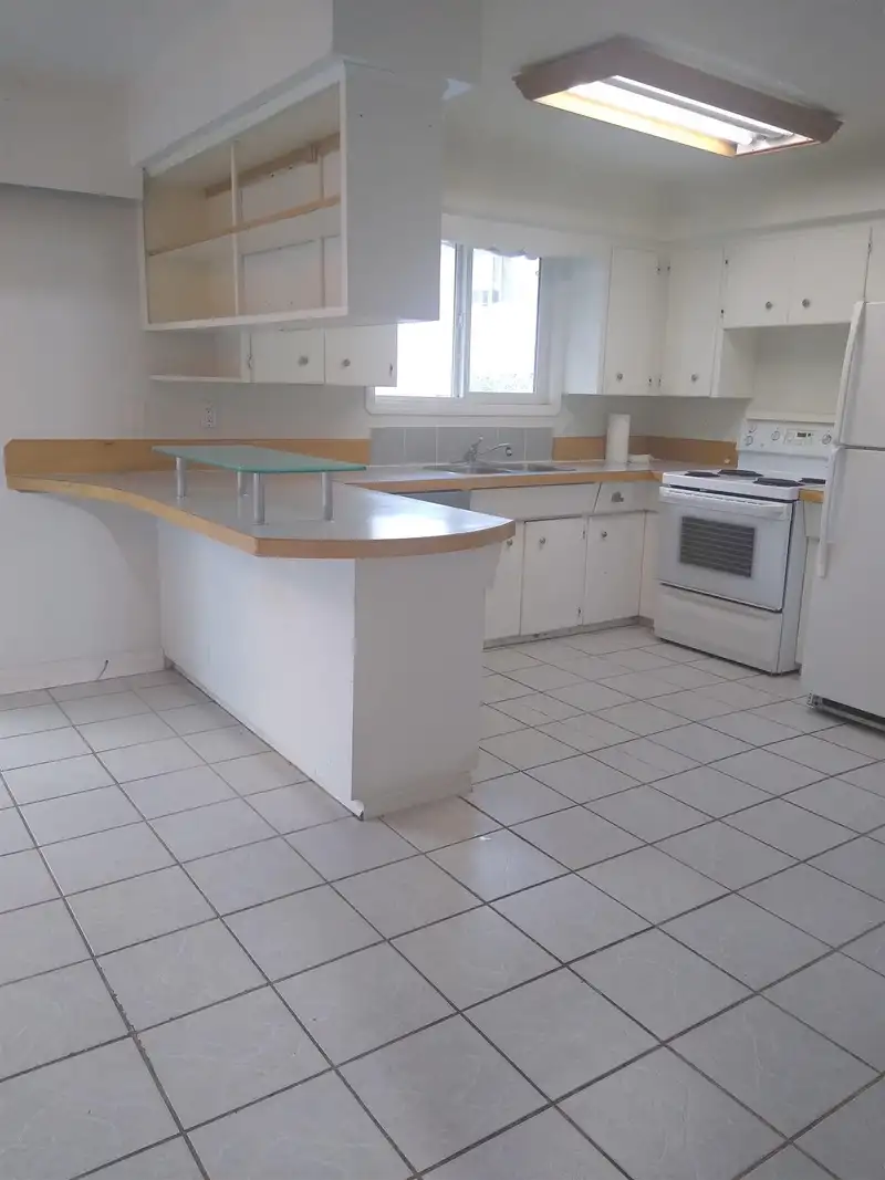 34366 GEORGE FERGUSON WAY - photo 4 of 10