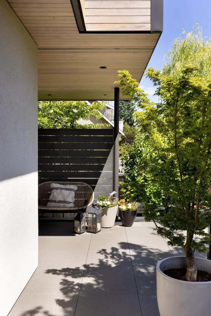 452 E 4TH STREET - photo 4 of 40