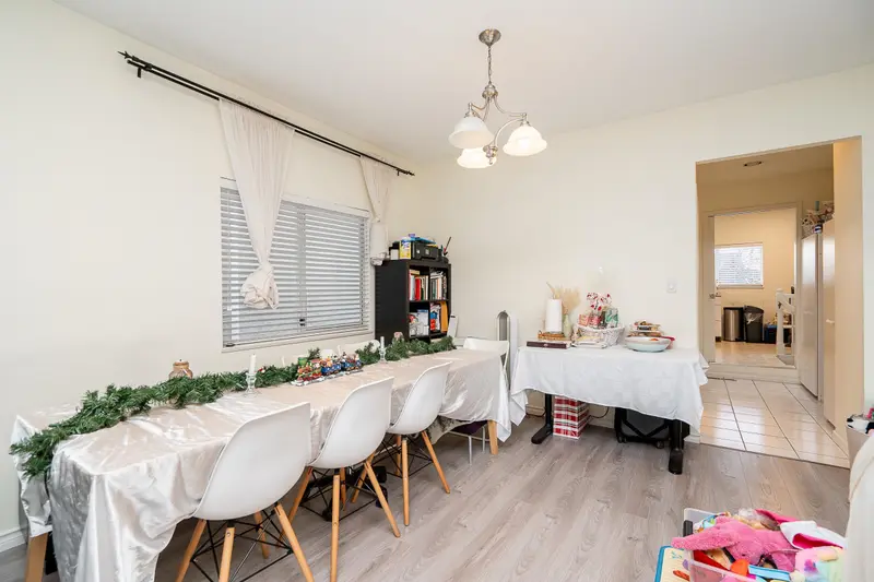 156 E 53RD AVENUE - photo 4 of 17