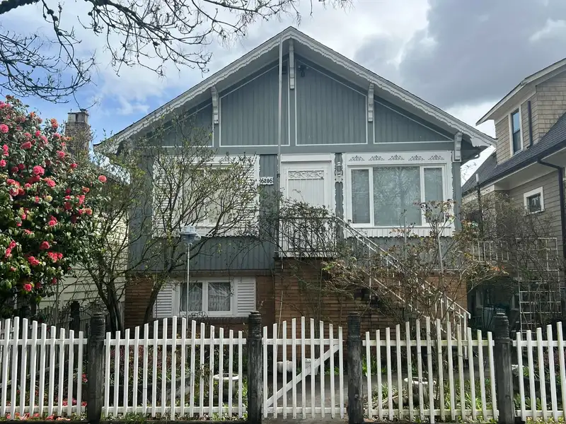 6206 CHESTER STREET - photo 1 of 37