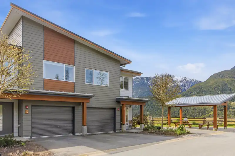 5 41365 SKYRIDGE PLACE - photo 3 of 40