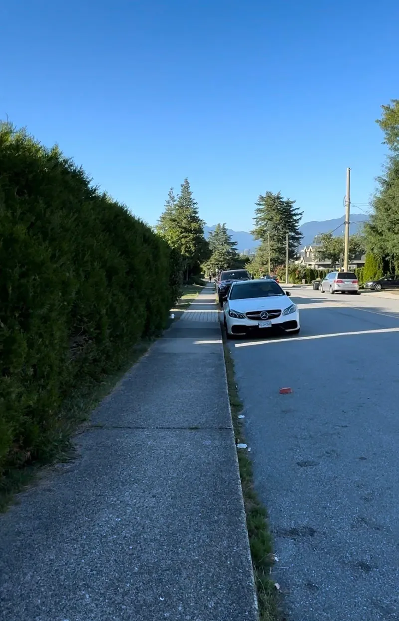 5333 BARKER AVENUE - photo 2 of 5