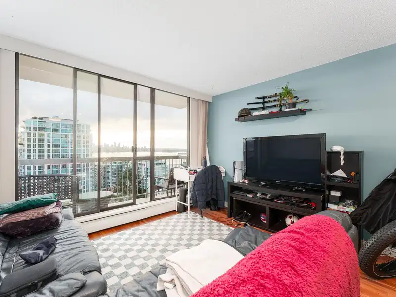 1108 145 ST GEORGES AVENUE - photo 2 of 31