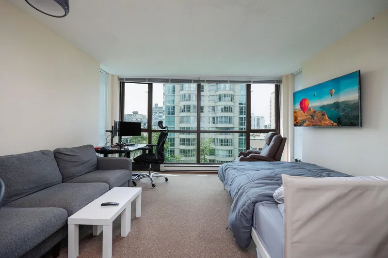 809 1331 ALBERNI STREET - photo 3 of 18