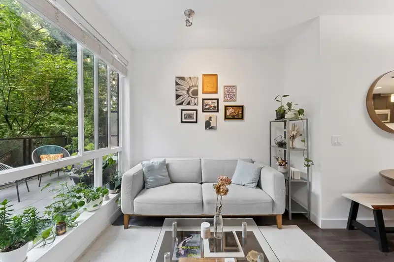 123 723 W 3RD STREET - photo 3 of 30
