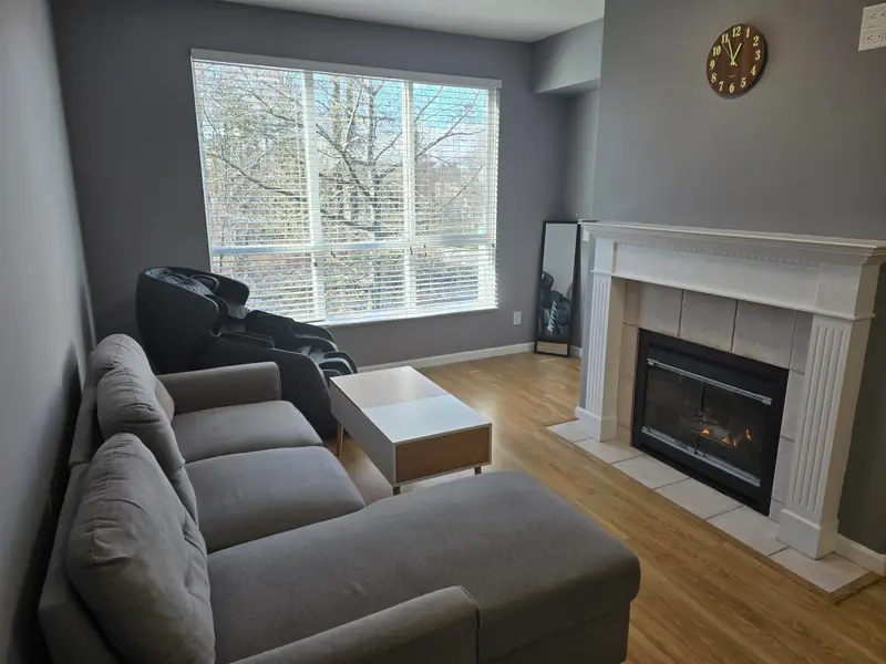 406 13860 70 AVENUE - photo 4 of 25