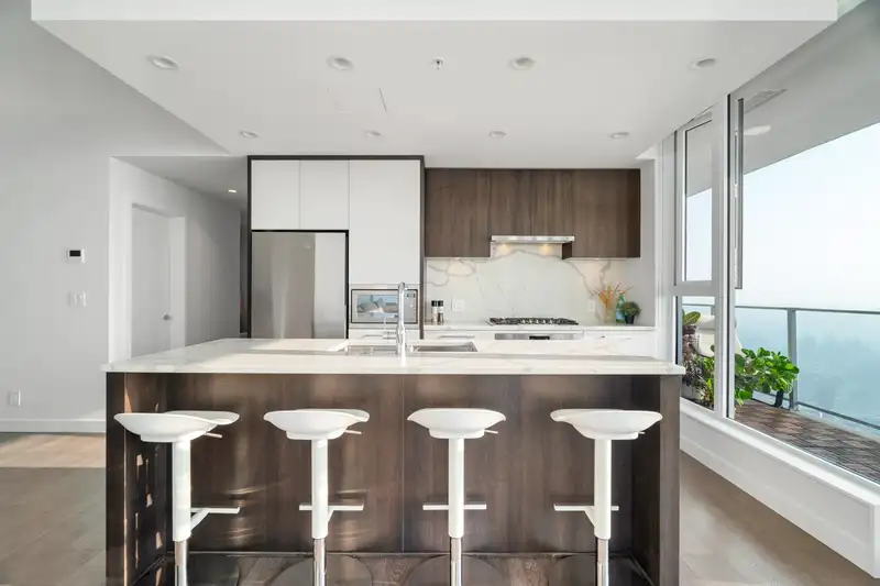 3806 567 CLARKE ROAD - photo 2 of 38