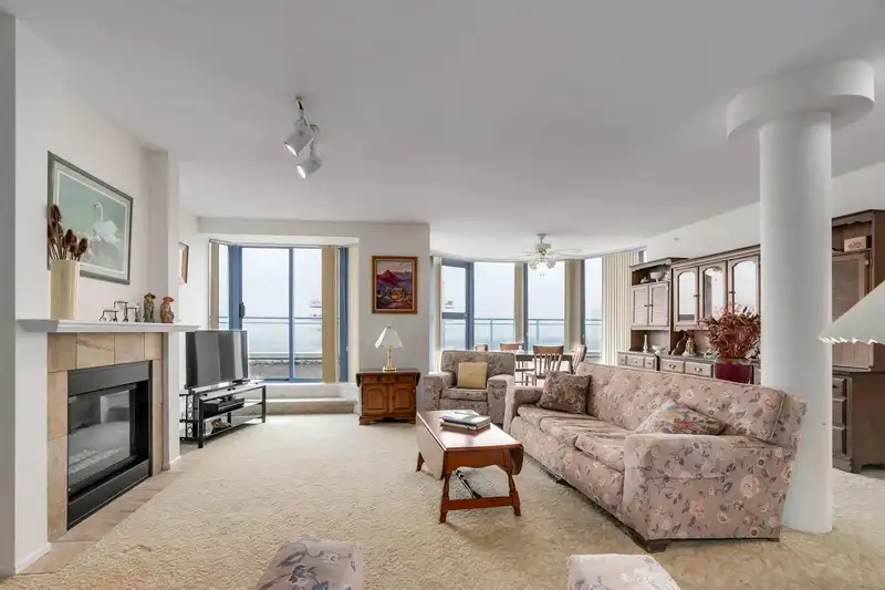 2104 719 PRINCESS STREET - photo 1 of 23