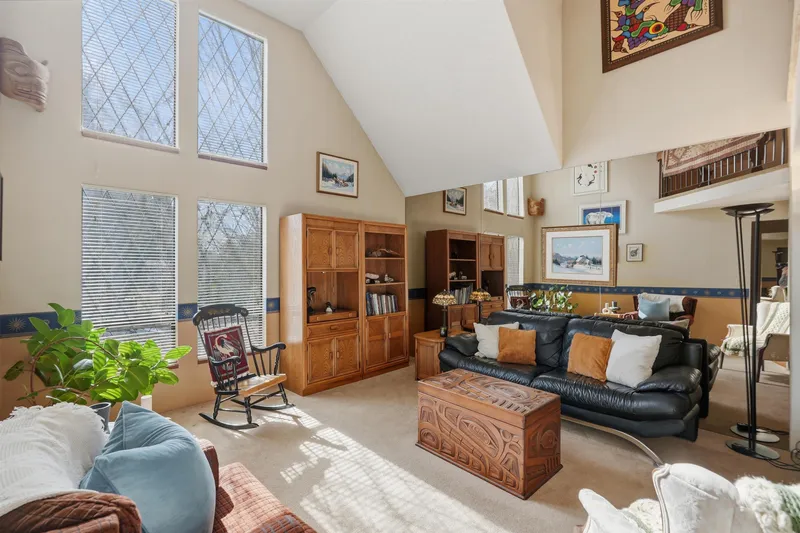 11109 PROSPECT DRIVE - photo 2 of 25