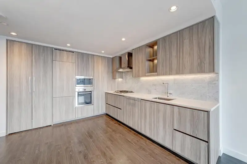 410 4720 LOUGHEED HIGHWAY - photo 3 of 23