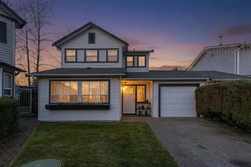 15 11125 232ND STREET - photo 1 of 40
