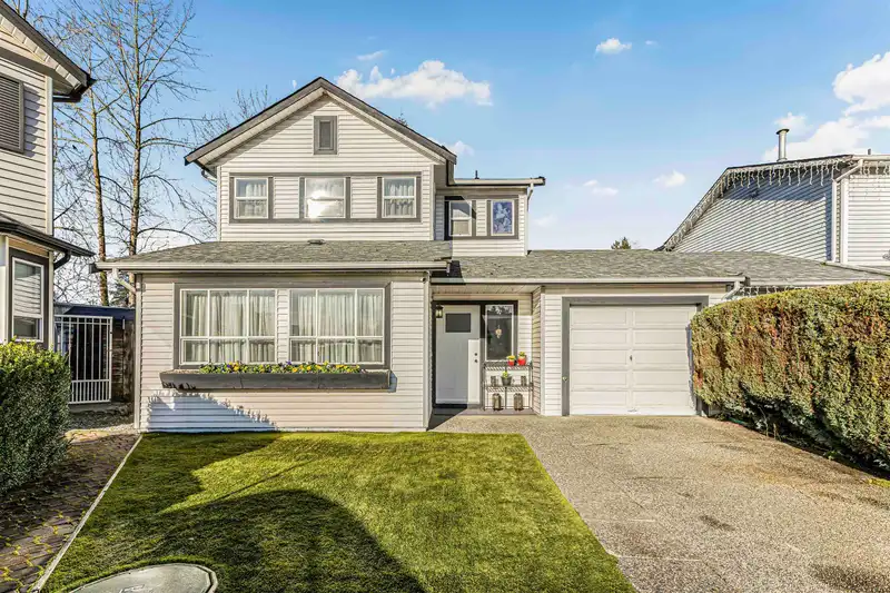 15 11125 232ND STREET - photo 2 of 40