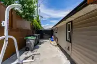 2843 E 5TH AVENUE - thumbnail 39