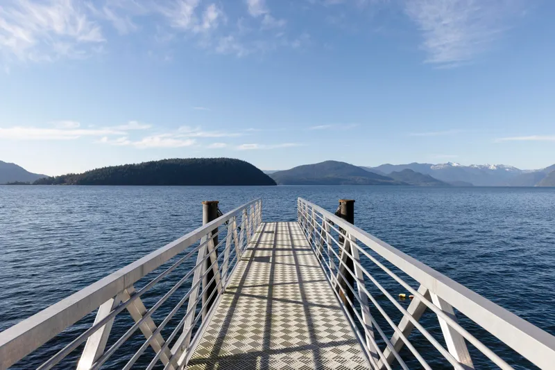 2 STRACHAN POINT ROAD - photo 4 of 25