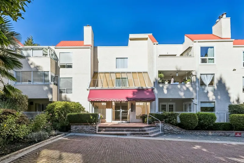 327 1441 GARDEN PLACE - photo 1 of 15