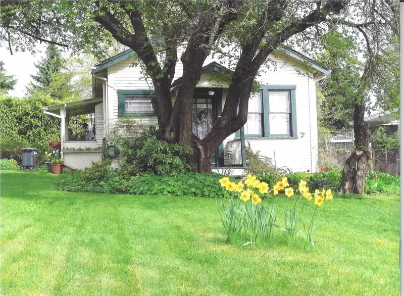 7308 PATTERSON AVENUE - photo 1 of 10