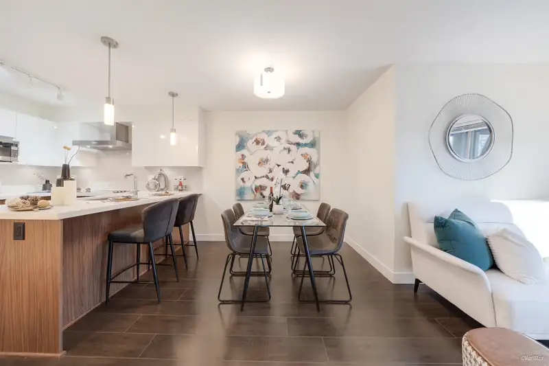 313 7131 STRIDE AVENUE - photo 4 of 26