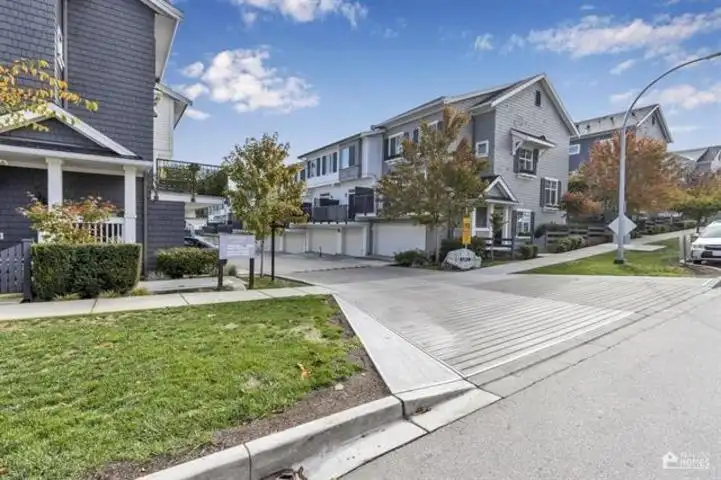 116 8130 136A STREET - photo 1 of 2