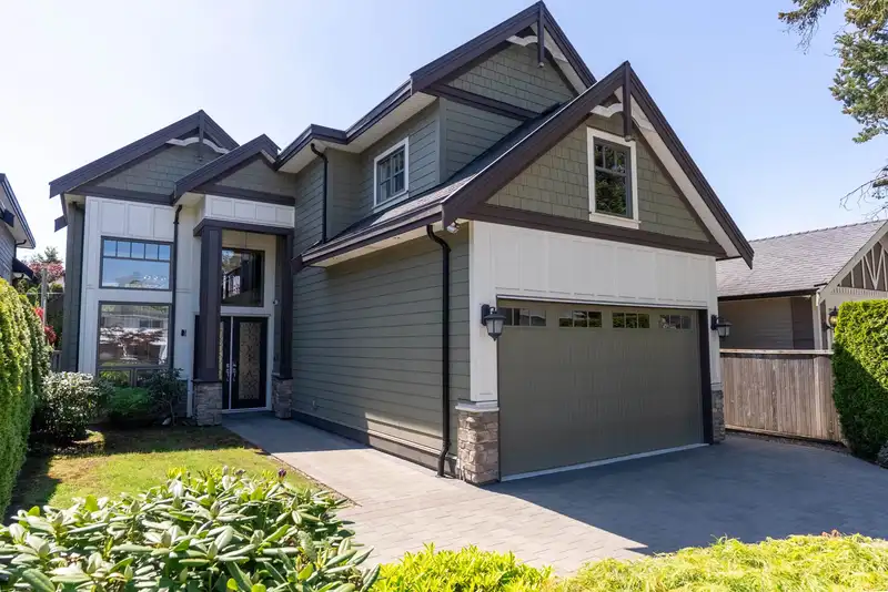 3680 BLUNDELL ROAD - photo 2 of 39