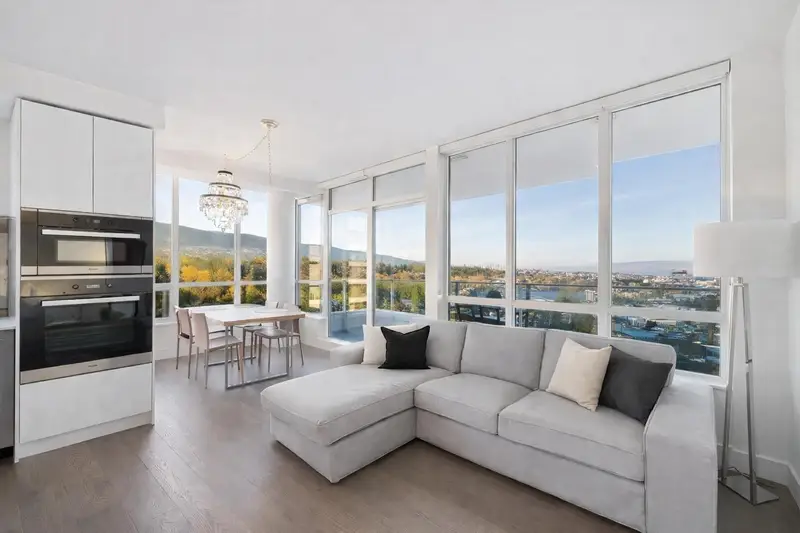 1401 1675 LIONS GATE - photo 1 of 17