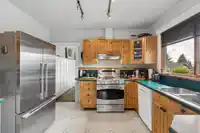 534 E 7TH STREET - thumbnail 13