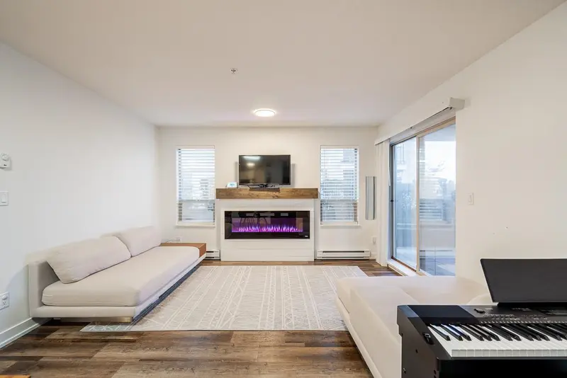 E104 8929 202 STREET - photo 4 of 25