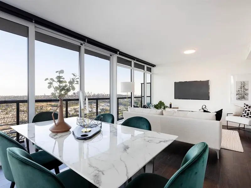 4708 4730 LOUGHEED HIGHWAY - photo 2 of 25