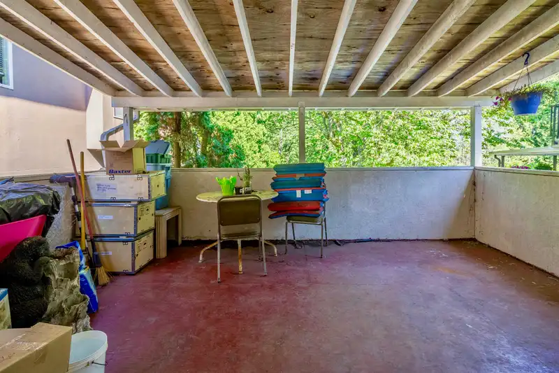 88 FELL AVENUE - photo 4 of 18