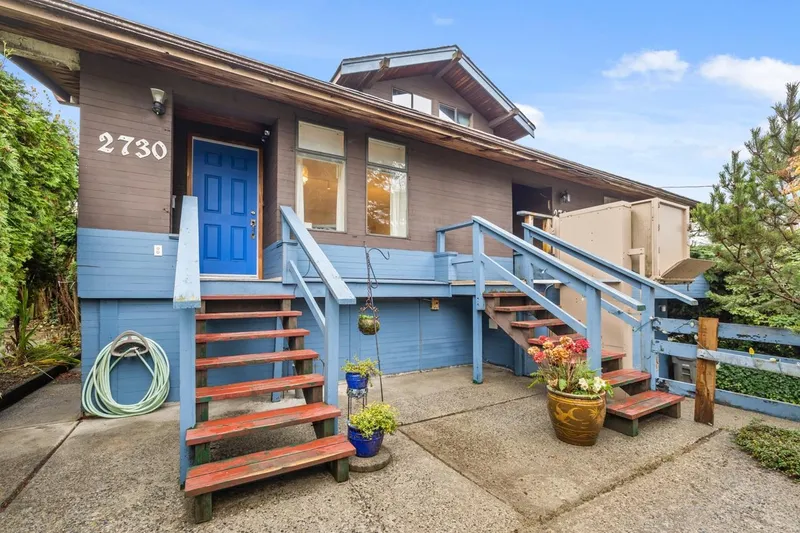 2730 POINT GREY ROAD - photo 2 of 25