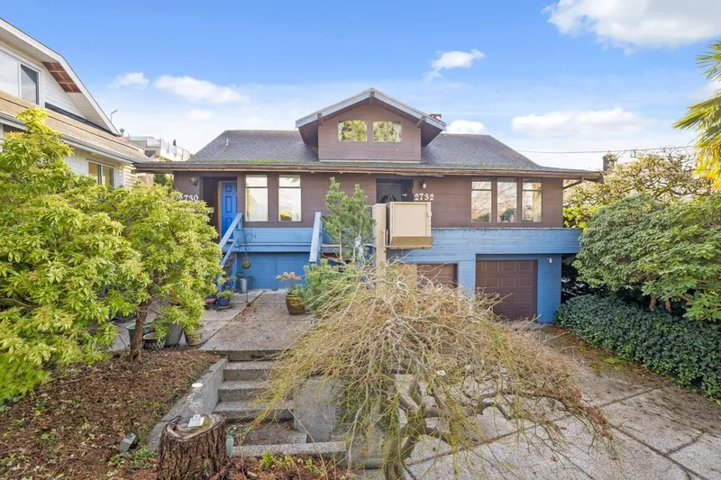 2730 POINT GREY ROAD - photo 3 of 25