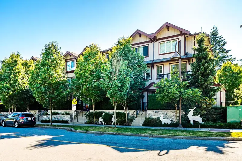 41 433 SEYMOUR RIVER PLACE - photo 1 of 9
