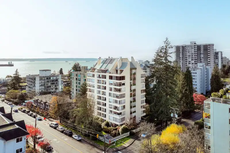 203 1412 ESQUIMALT AVENUE - photo 1 of 35