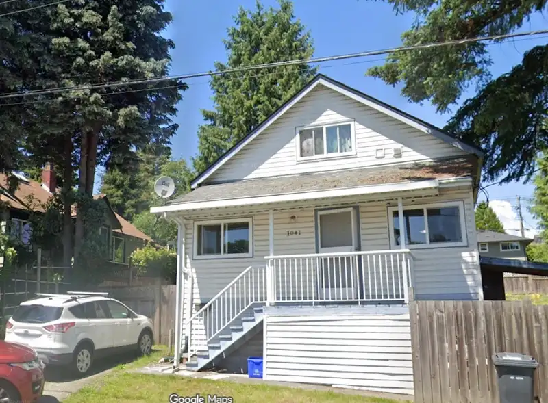 1041 JAMES AVENUE - photo 1 of 3