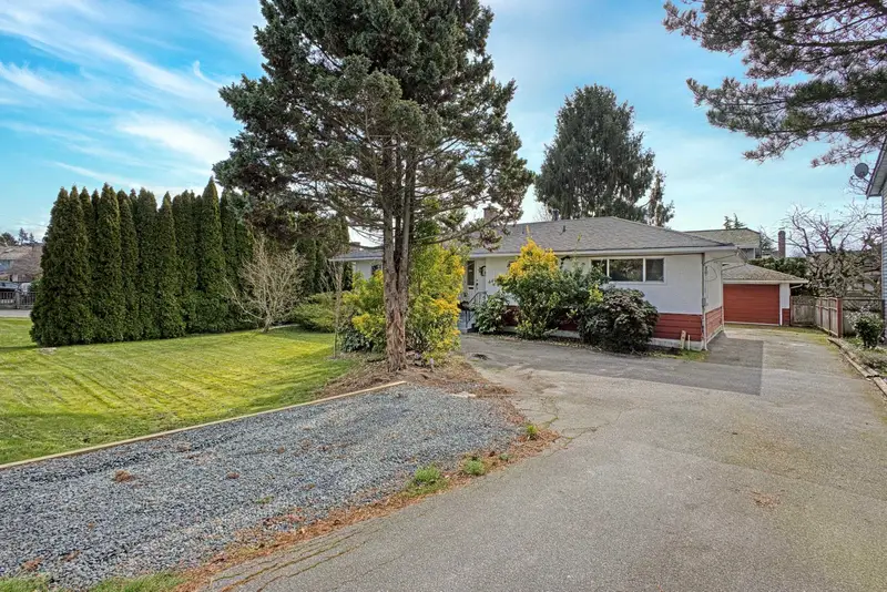 4460 WILLIAMS ROAD - photo 2 of 25