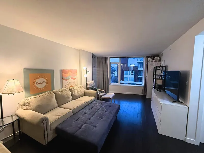 605 7708 ALDERBRIDGE WAY - photo 2 of 15