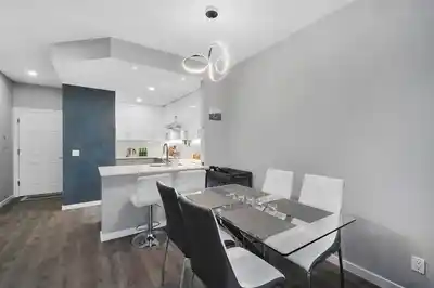 306 630 ROCHE POINT DRIVE