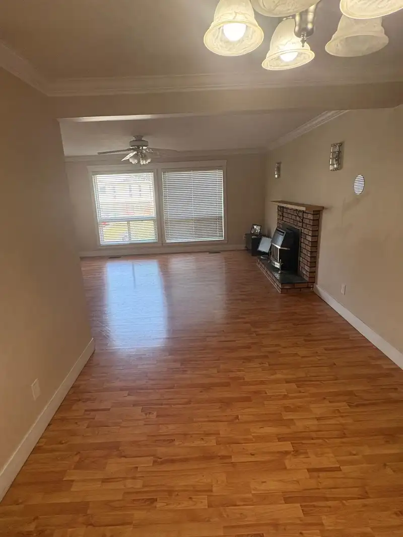 2755 SPRINGHILL STREET - photo 4 of 23