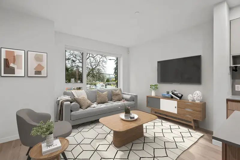 47 528 E 2ND STREET - photo 2 of 40