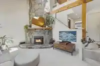 205 6117 EAGLE DRIVE - thumbnail 12