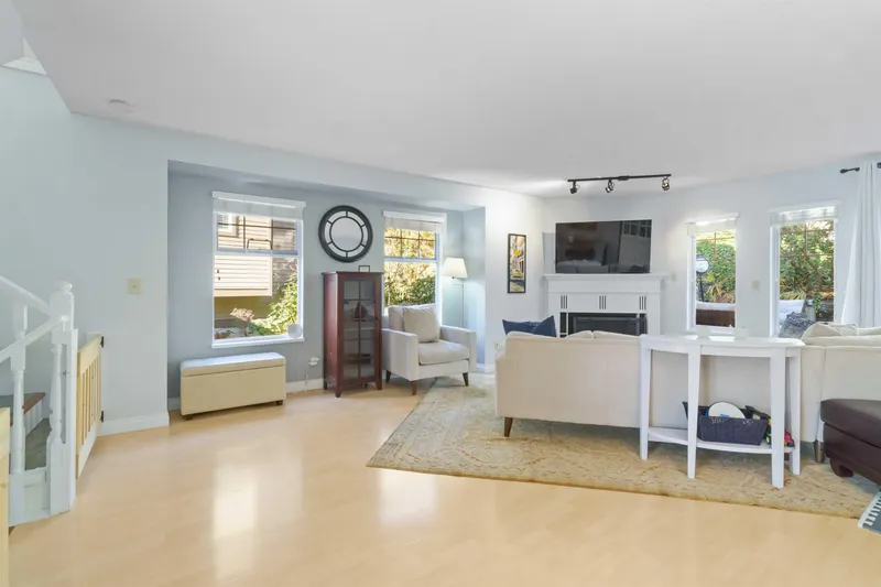 16 795 NOONS CREEK DRIVE - photo 4 of 25