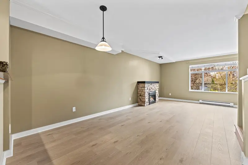 134 15236 36 AVENUE - photo 4 of 20