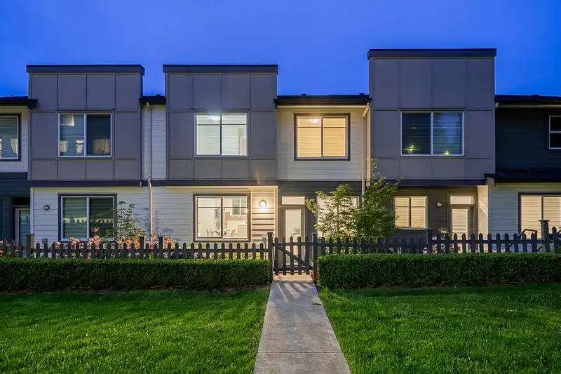 69 15665 MOUNTAIN VIEW DRIVE - photo 1 of 36
