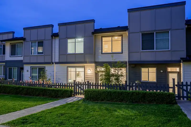 69 15665 MOUNTAIN VIEW DRIVE - photo 3 of 36