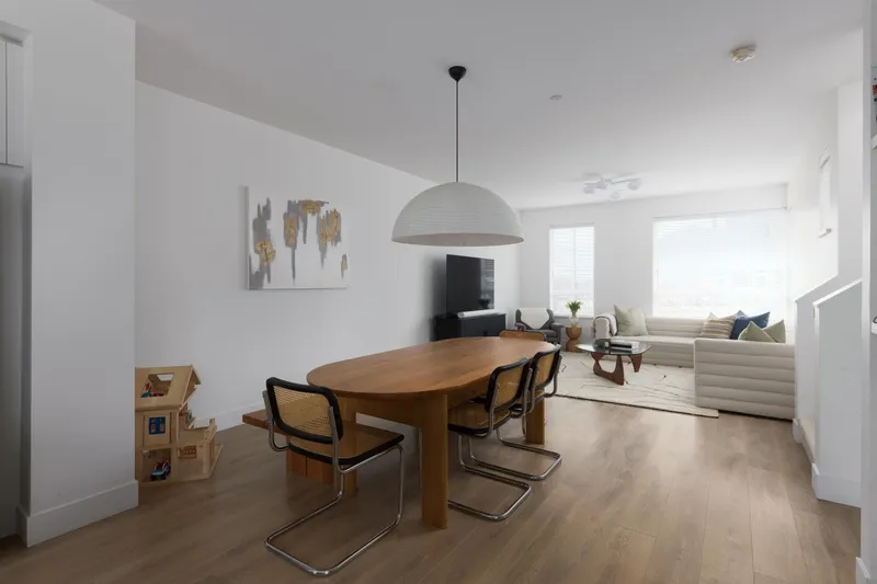 37995 HELM WAY - photo 3 of 25