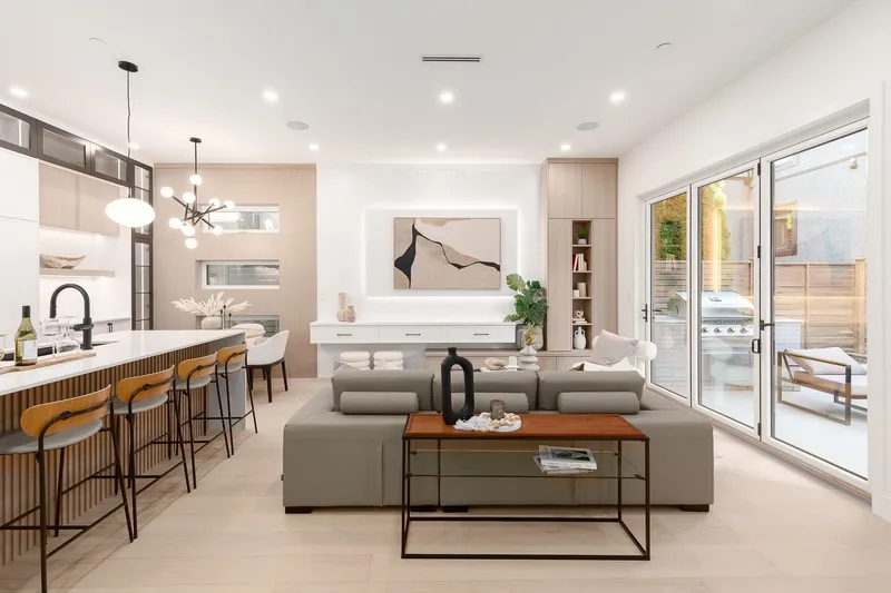 477 W 20TH AVENUE - photo 1 of 23