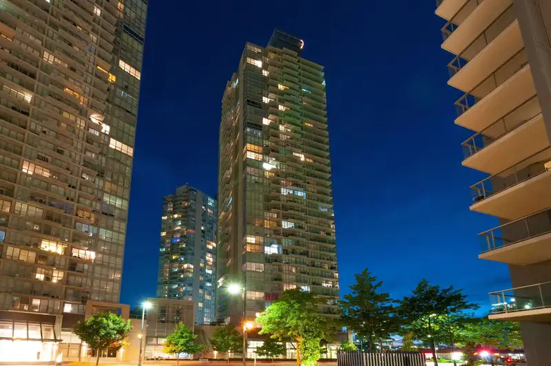 1606 13688 100 AVENUE - photo 3 of 40