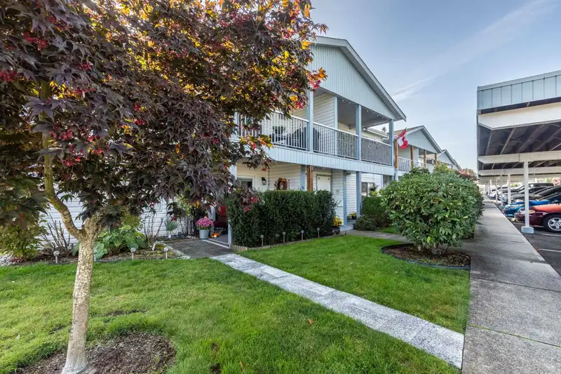 23 32691 GARIBALDI DRIVE - photo 1 of 38