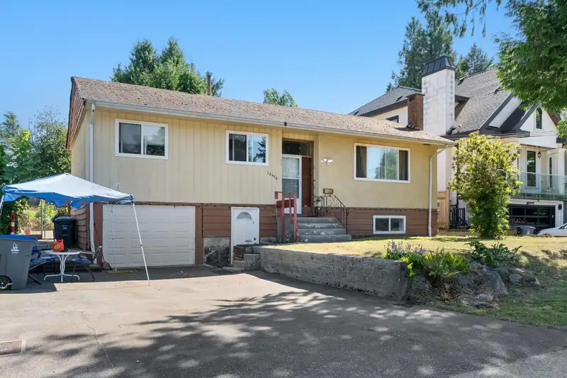 12476 99 AVENUE - photo 2 of 35