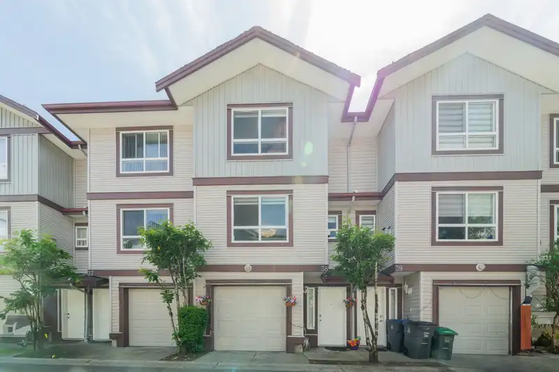 38 12730 66 AVENUE - photo 1 of 19