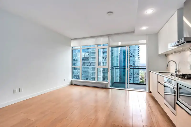 2709 6098 STATION STREET - photo 2 of 15